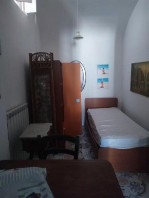 ischia forio monolocale arredato
